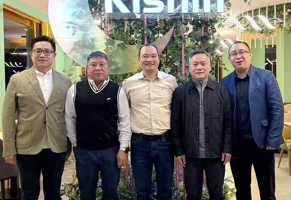 西班牙温州同乡会代表团走访穆西亚侨社 深化侨团合作 共谋市场发展